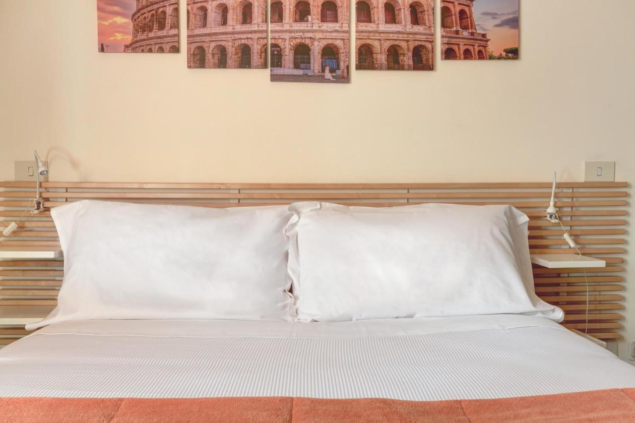 Colosseo Residenza Sette Sale Roma Esterno foto
